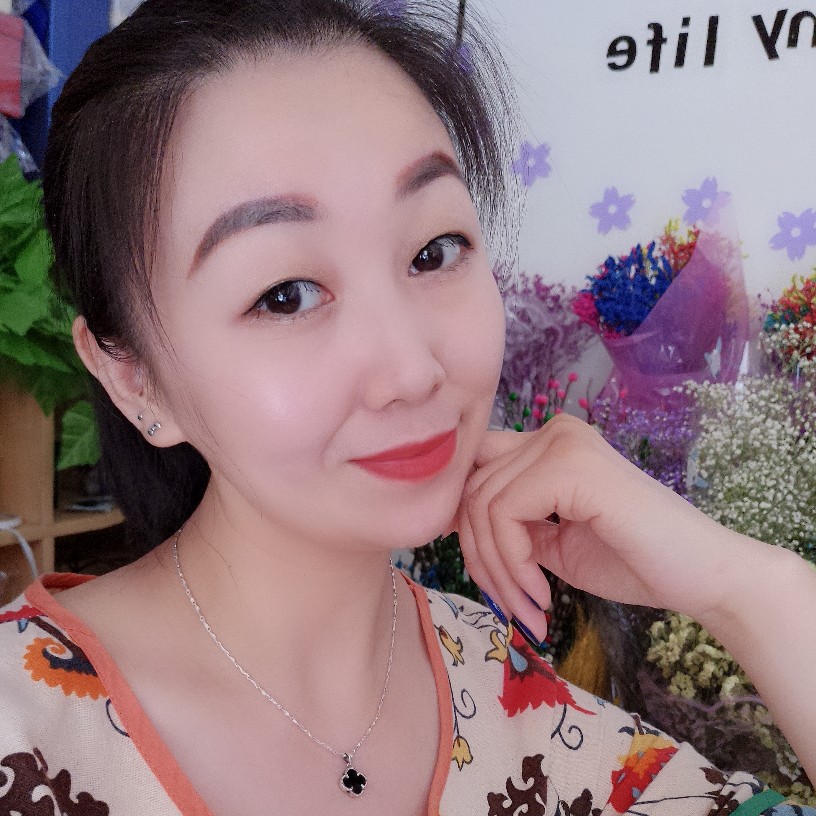 梅笑寒的照片