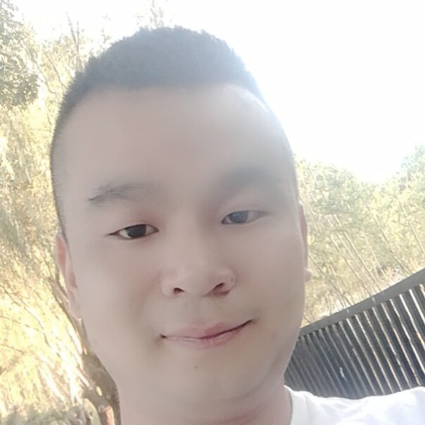 樱桃愿笑点低的照片