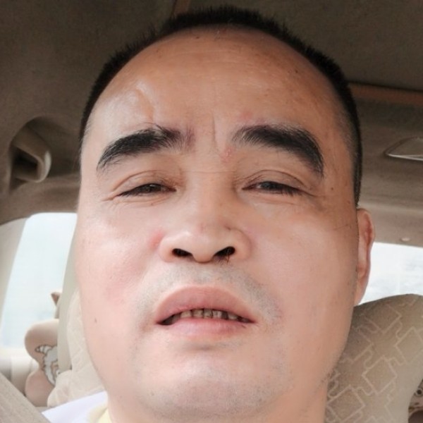 棒球打文艺的照片