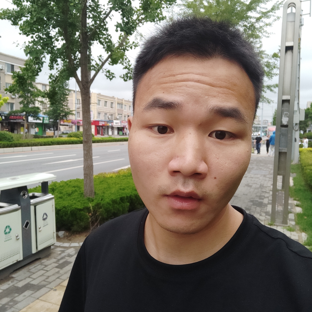 摸金魁首的照片