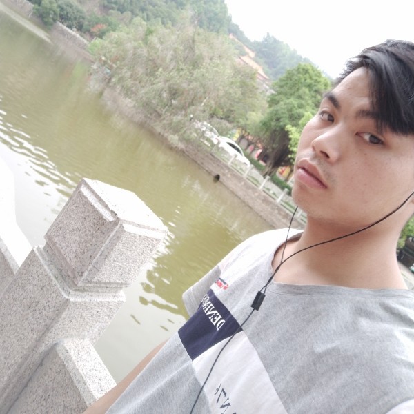 杨正明的照片