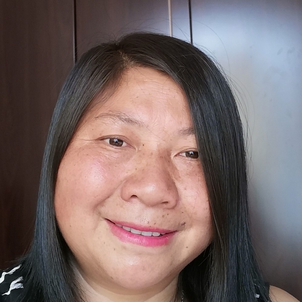 洛尘羞涩的照片