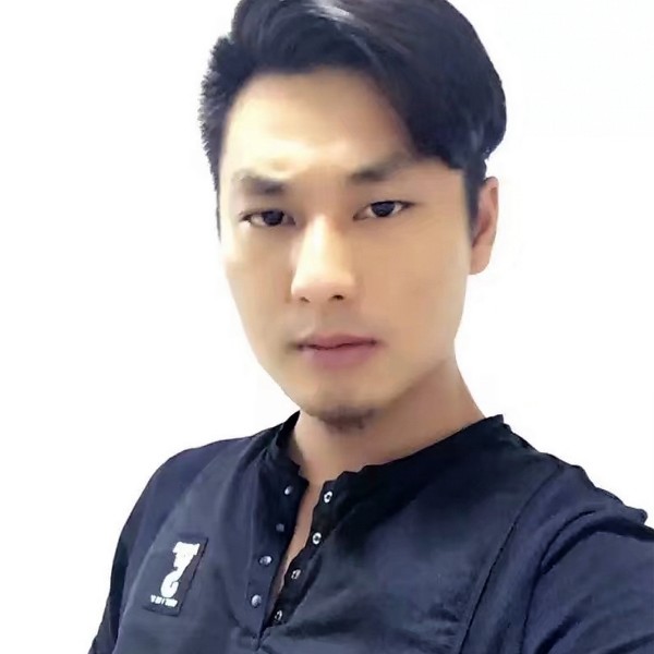 流年爱黯然的照片