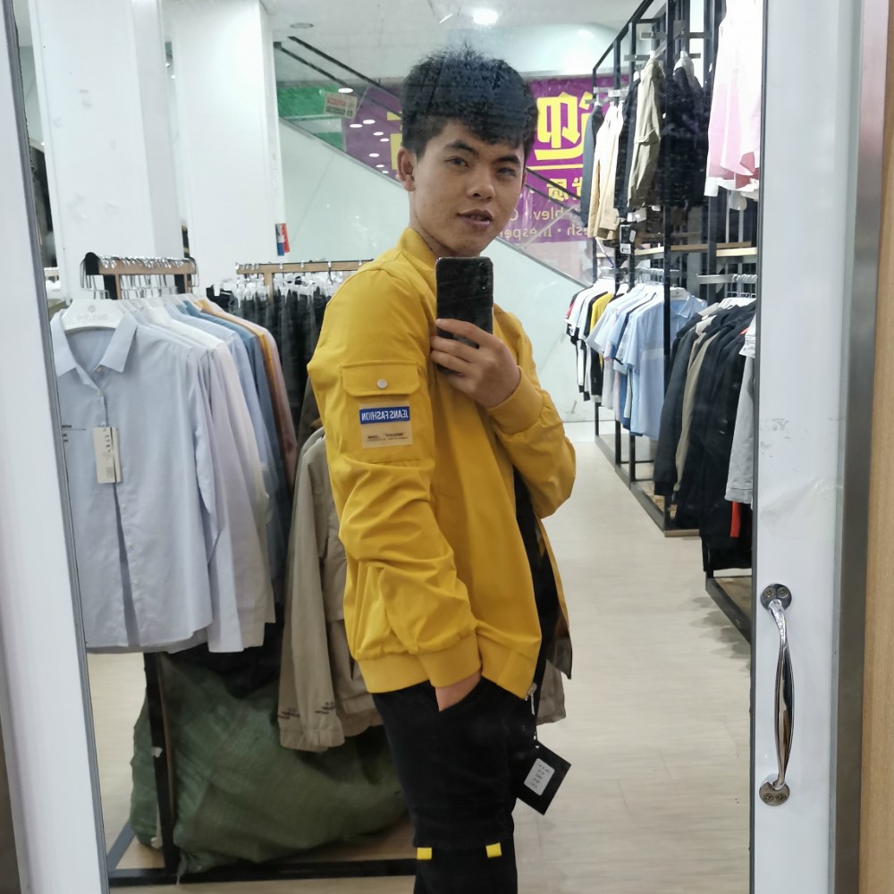 帅到没表情的照片