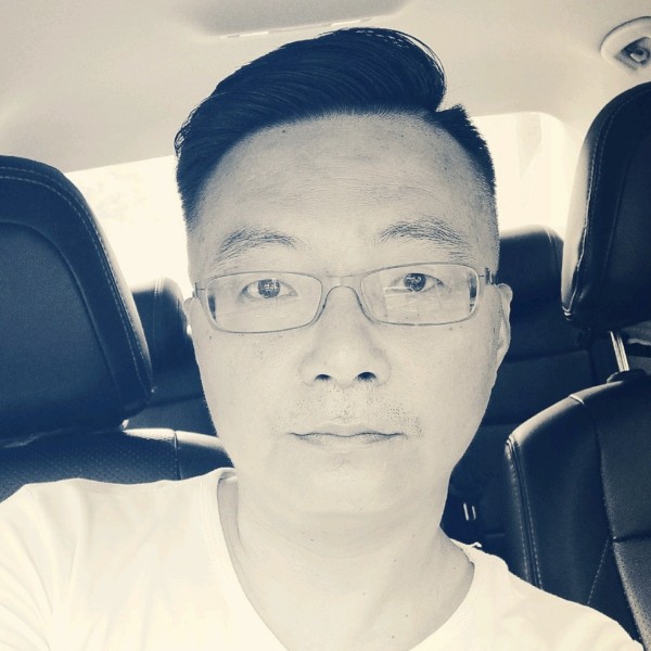 華厲的照片