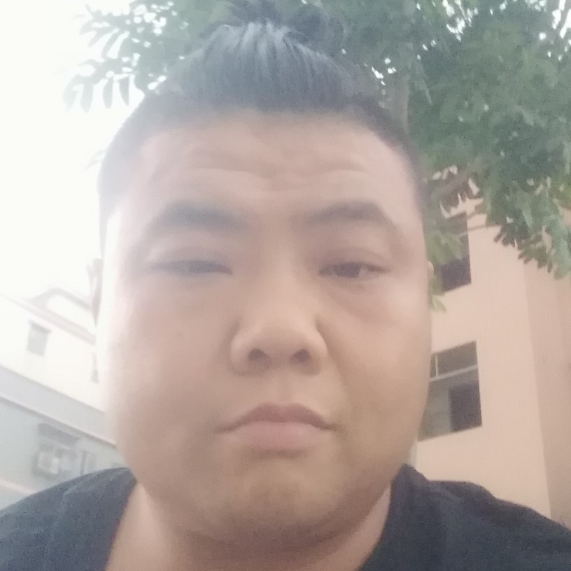 羞涩踢紫萱的照片