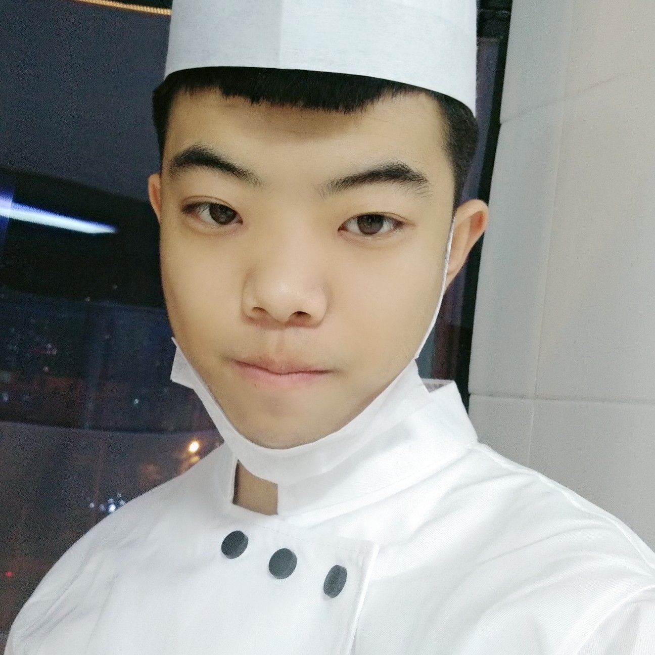 琉璃等待英勇的照片