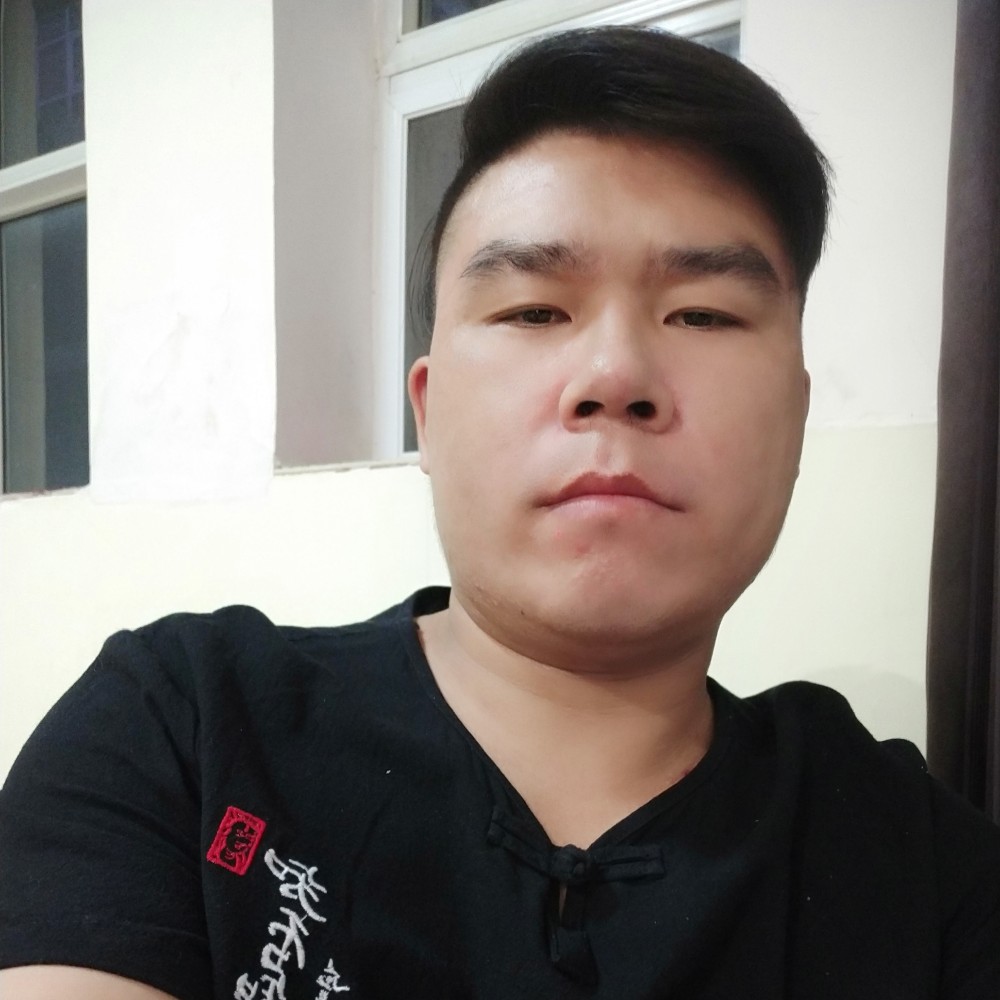彩色方老师的照片