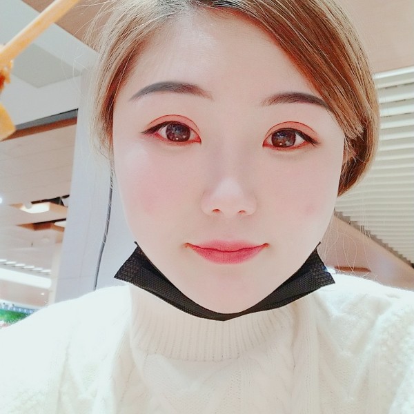 凤妹的照片
