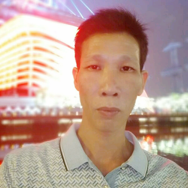 李林富的照片