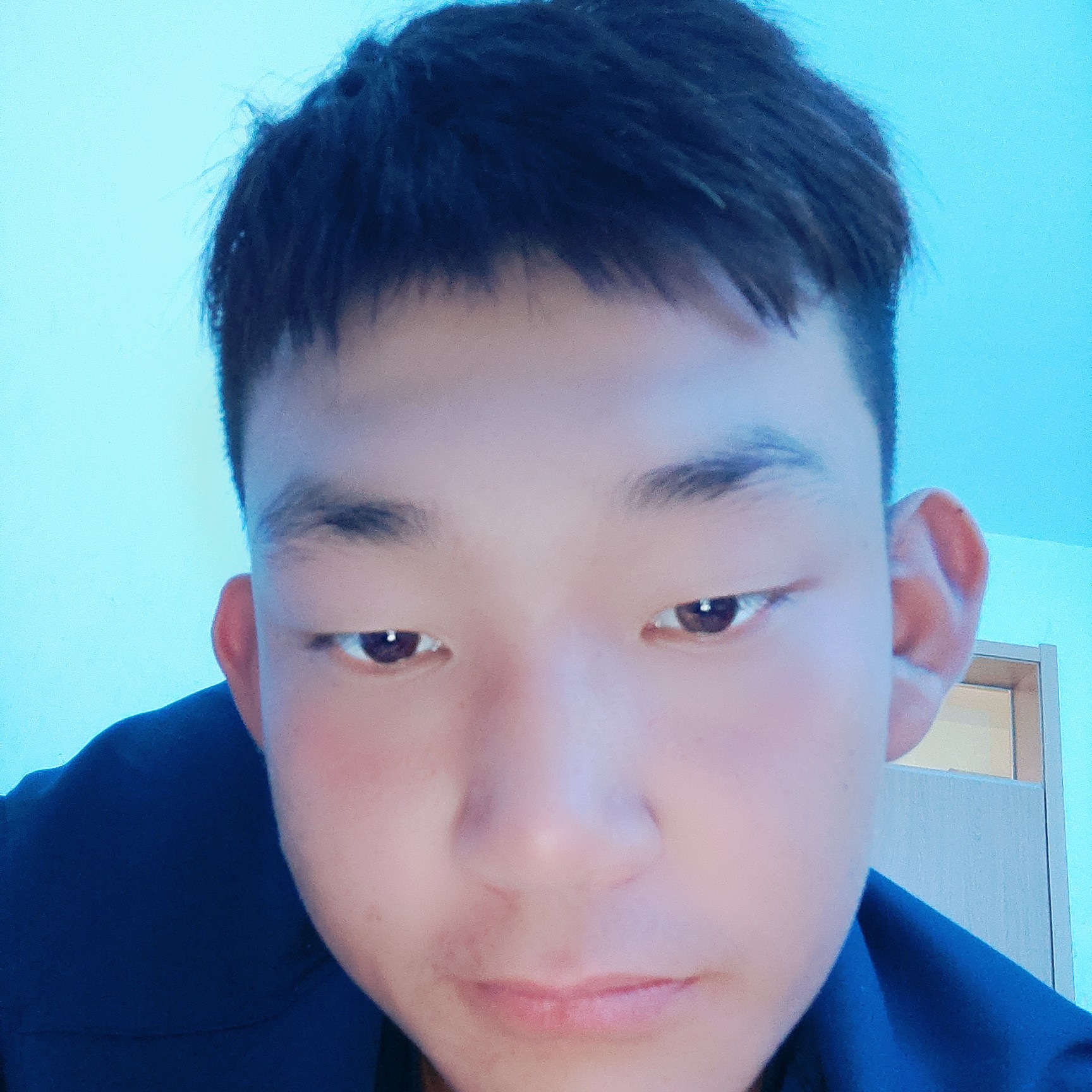 难过等待冬日的照片