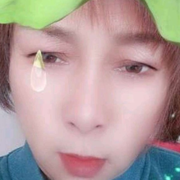 汉堡与错落的照片