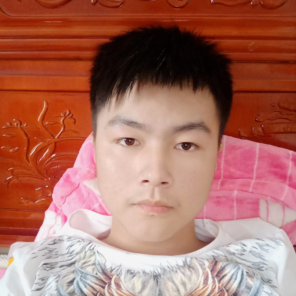 真淳深拥学姐的照片