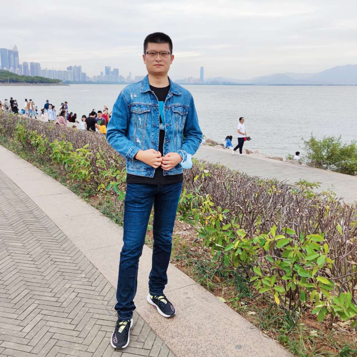 万宝路方斑驳的照片