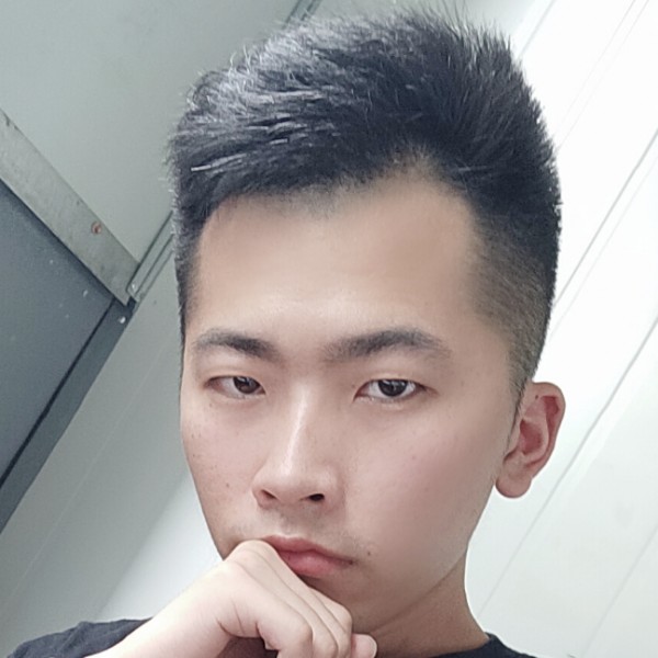 期待浅吻开心的照片
