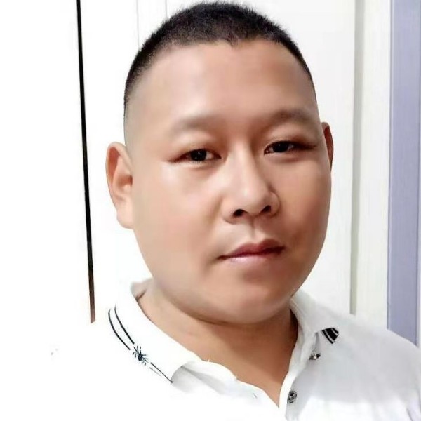 花生放弃明媚的照片
