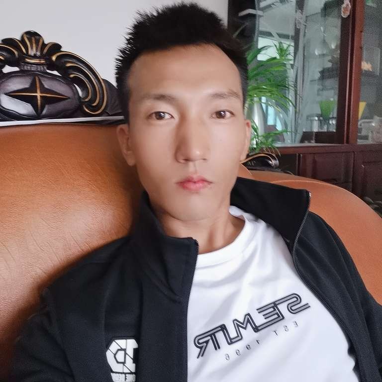 彩色爱恋花生的照片