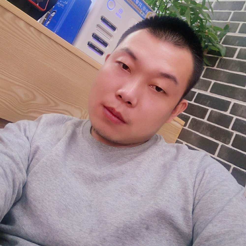 坚定深拥火的照片