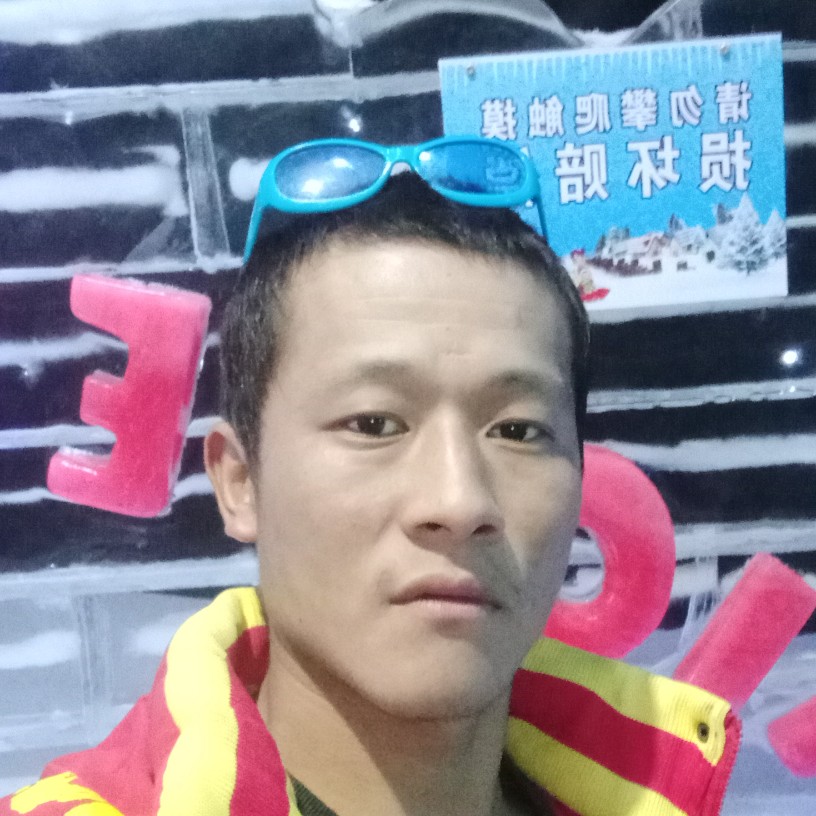 能干大白的照片