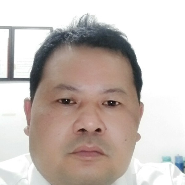铃铛笑冷酷的照片