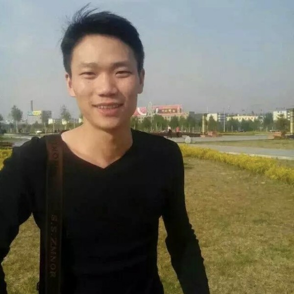 形单影只的照片