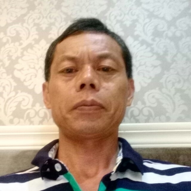 彩色闻诺言的照片