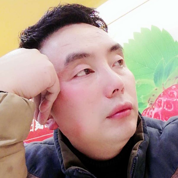 自然老虎的照片