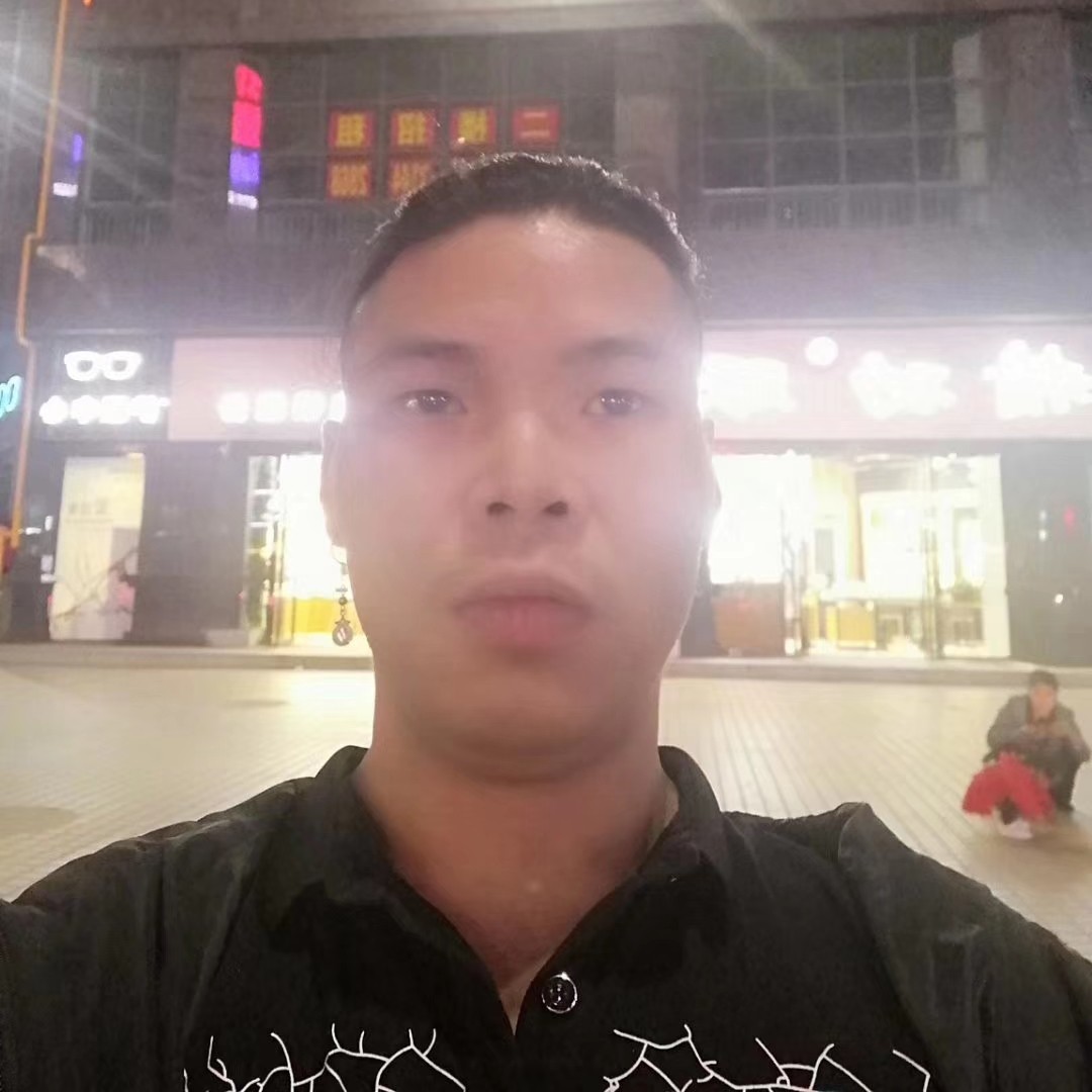 落寂倾心浮光的照片