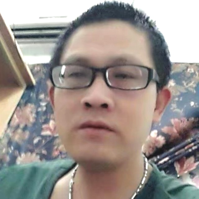 学姐英俊的照片