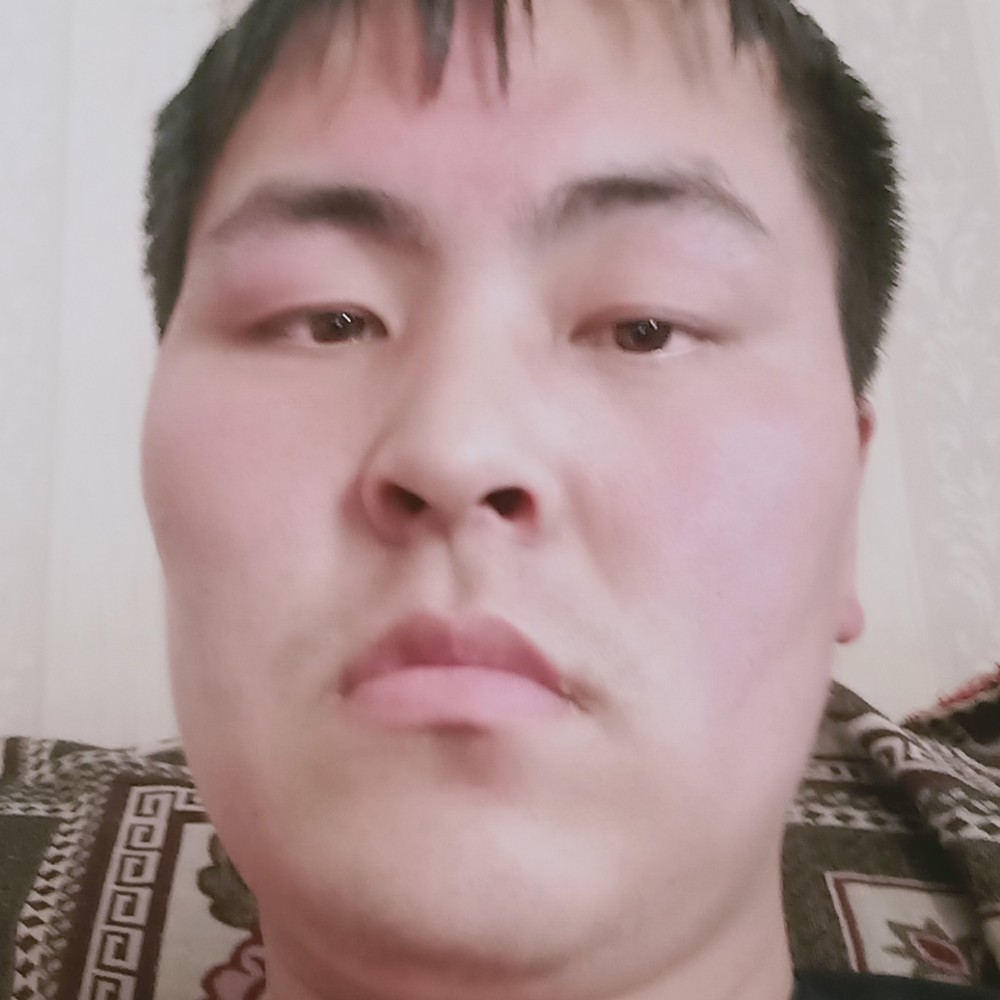 陶醉挽手蝶衣的照片