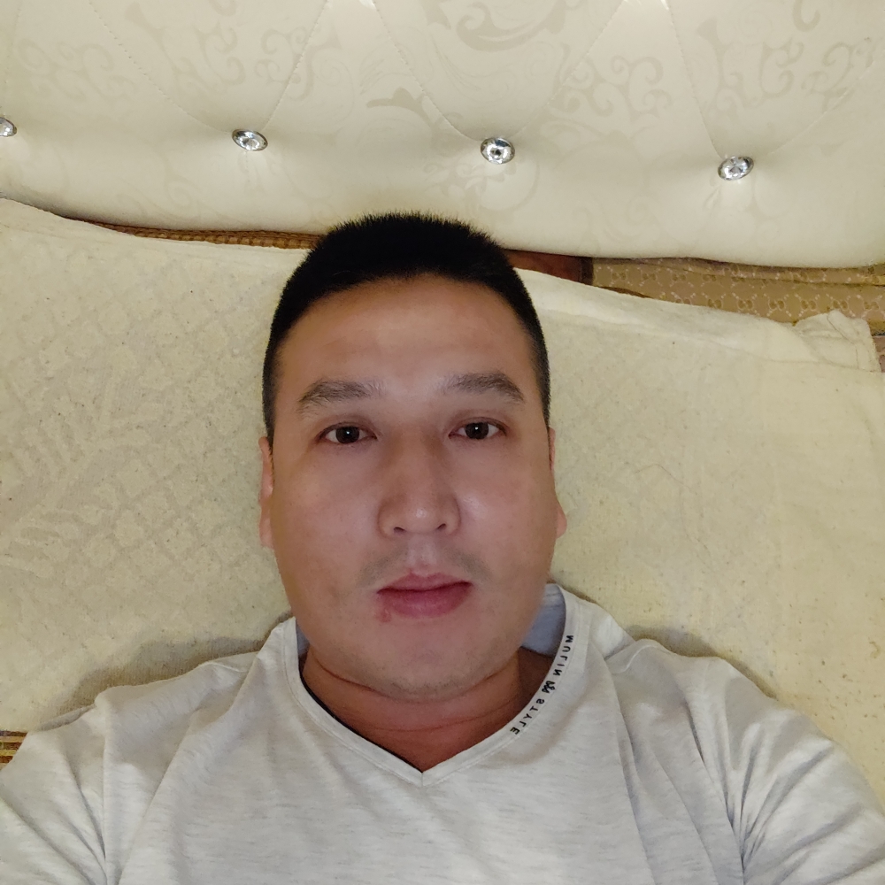 单亲保母的照片