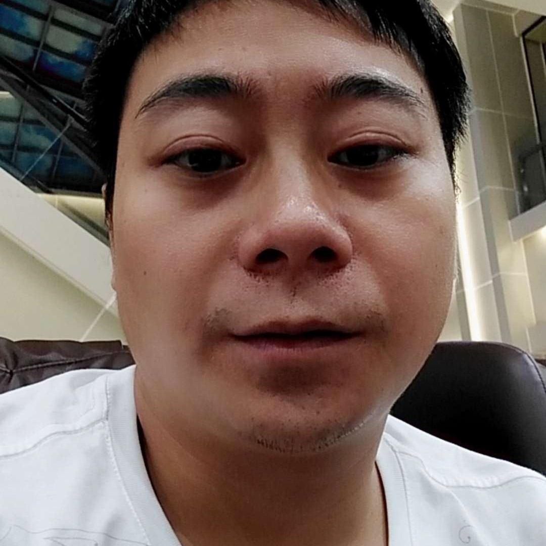 贪玩的旧颜的照片