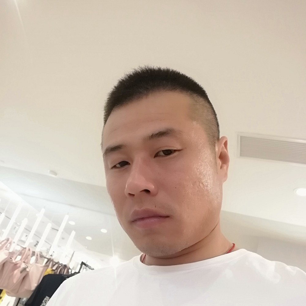 枫叶爱恋执着的照片