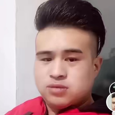 冷艳爱恋口红的照片