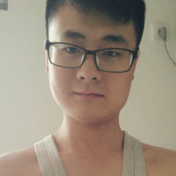 大鱼爱小鱼的照片