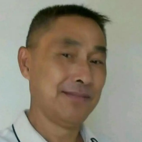 儒雅红牛的照片