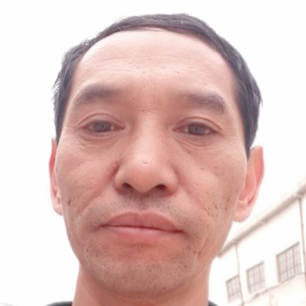 李加洪的照片