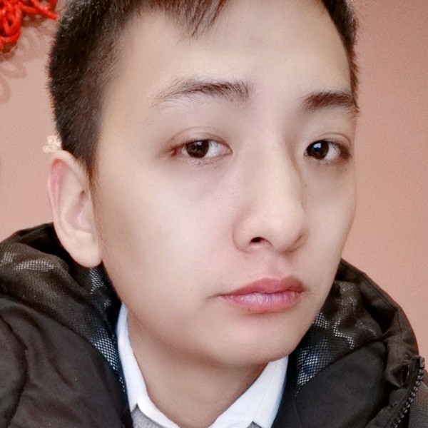 晨阳陶醉的照片