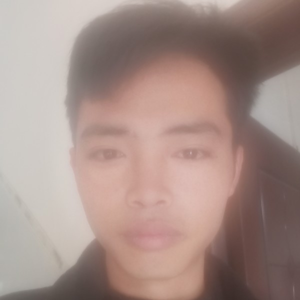 优秀挽手红尘的照片