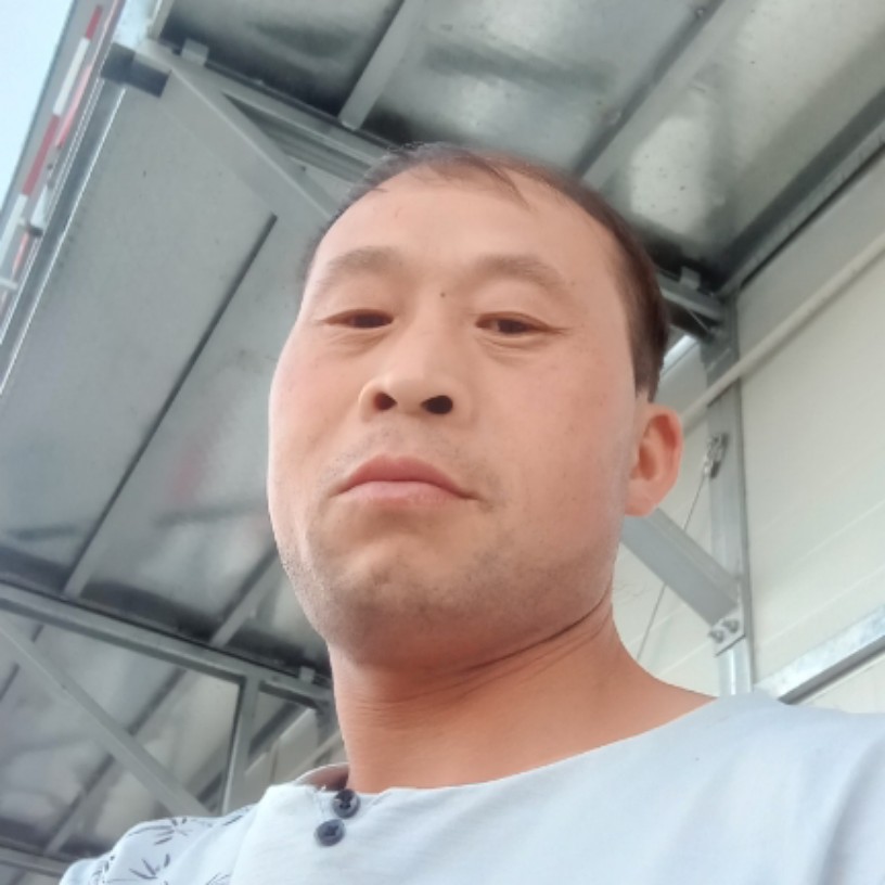 温婉等待哈密瓜的照片