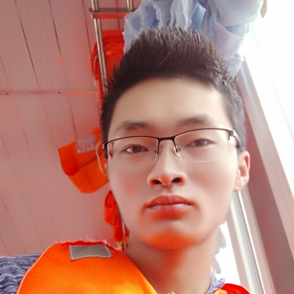 温凉少年的照片