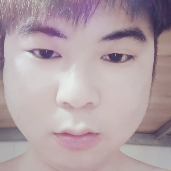 奇异果的愉快的照片