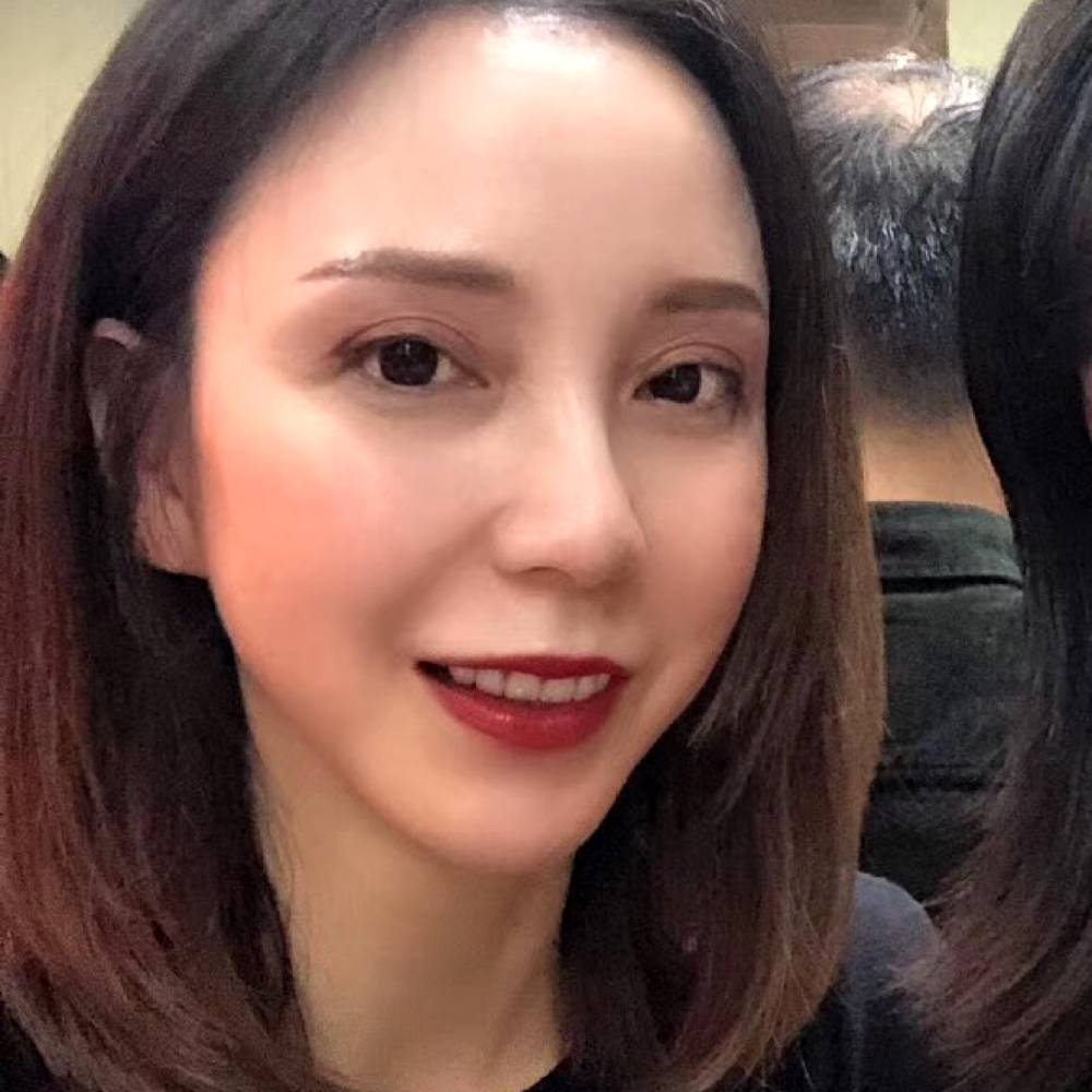 五月鱼游的照片