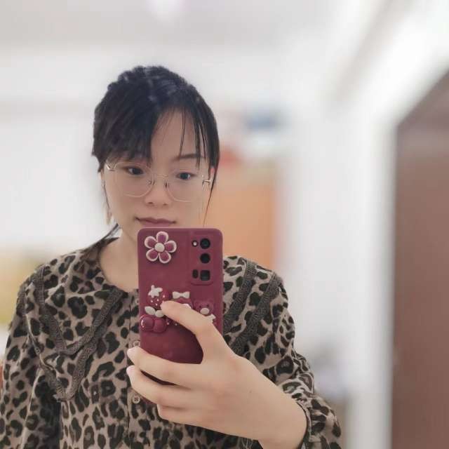 小丁的罗曼蒂克的照片