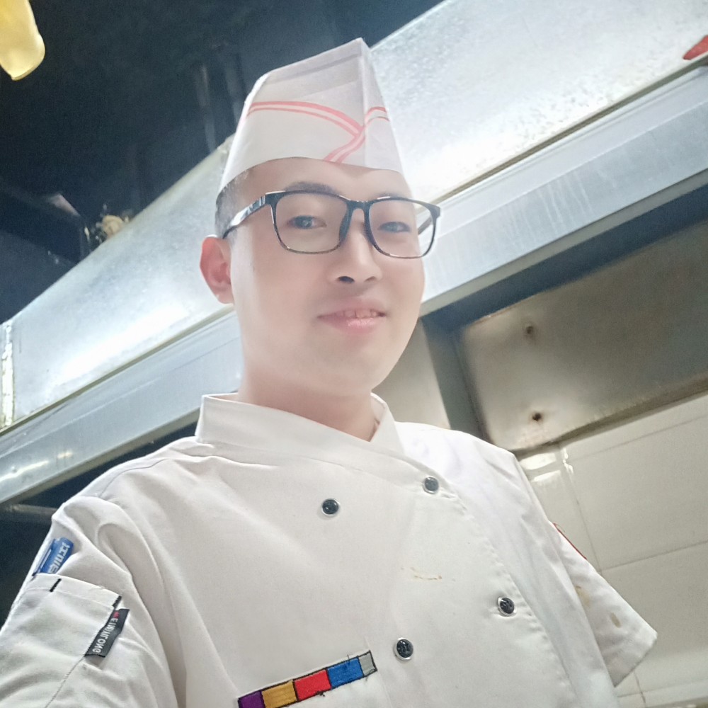 吕明扬的照片