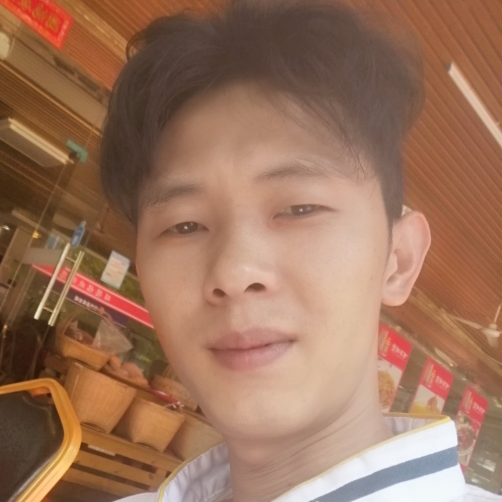 噢特曼的照片