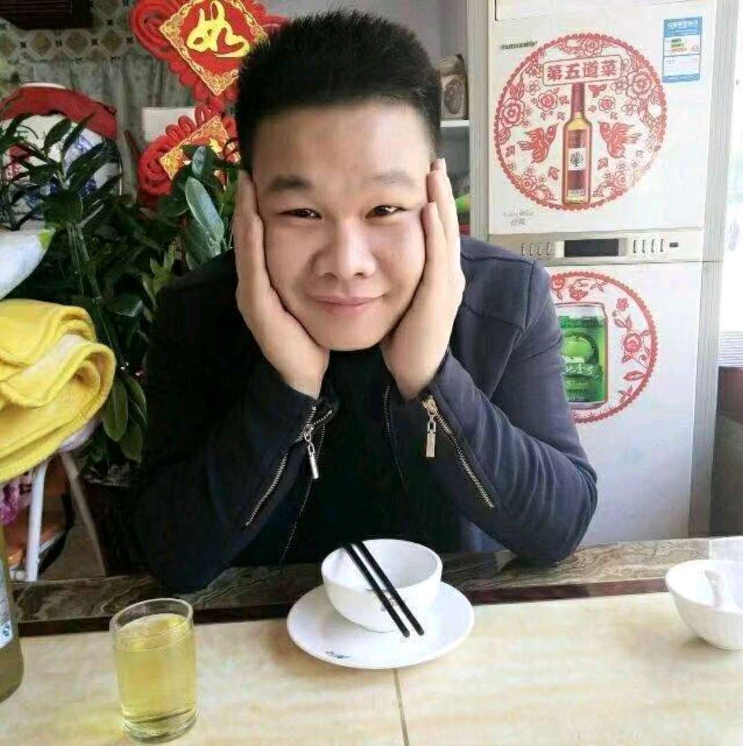 勤奋还情动的照片