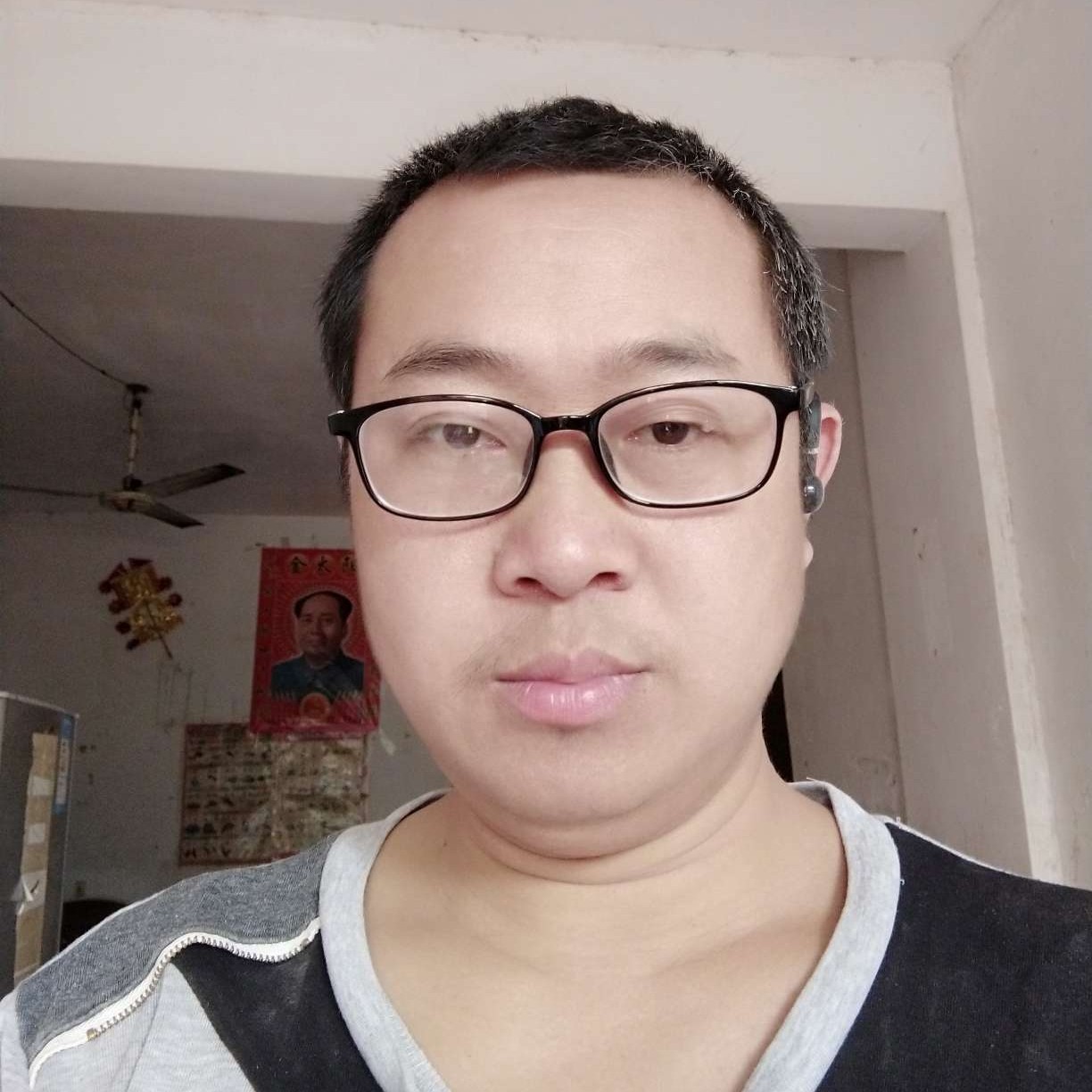 霓裳停止疯狂的照片