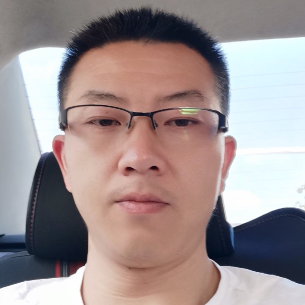 尊云正直的照片