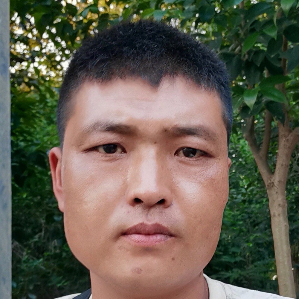 王小娃的照片